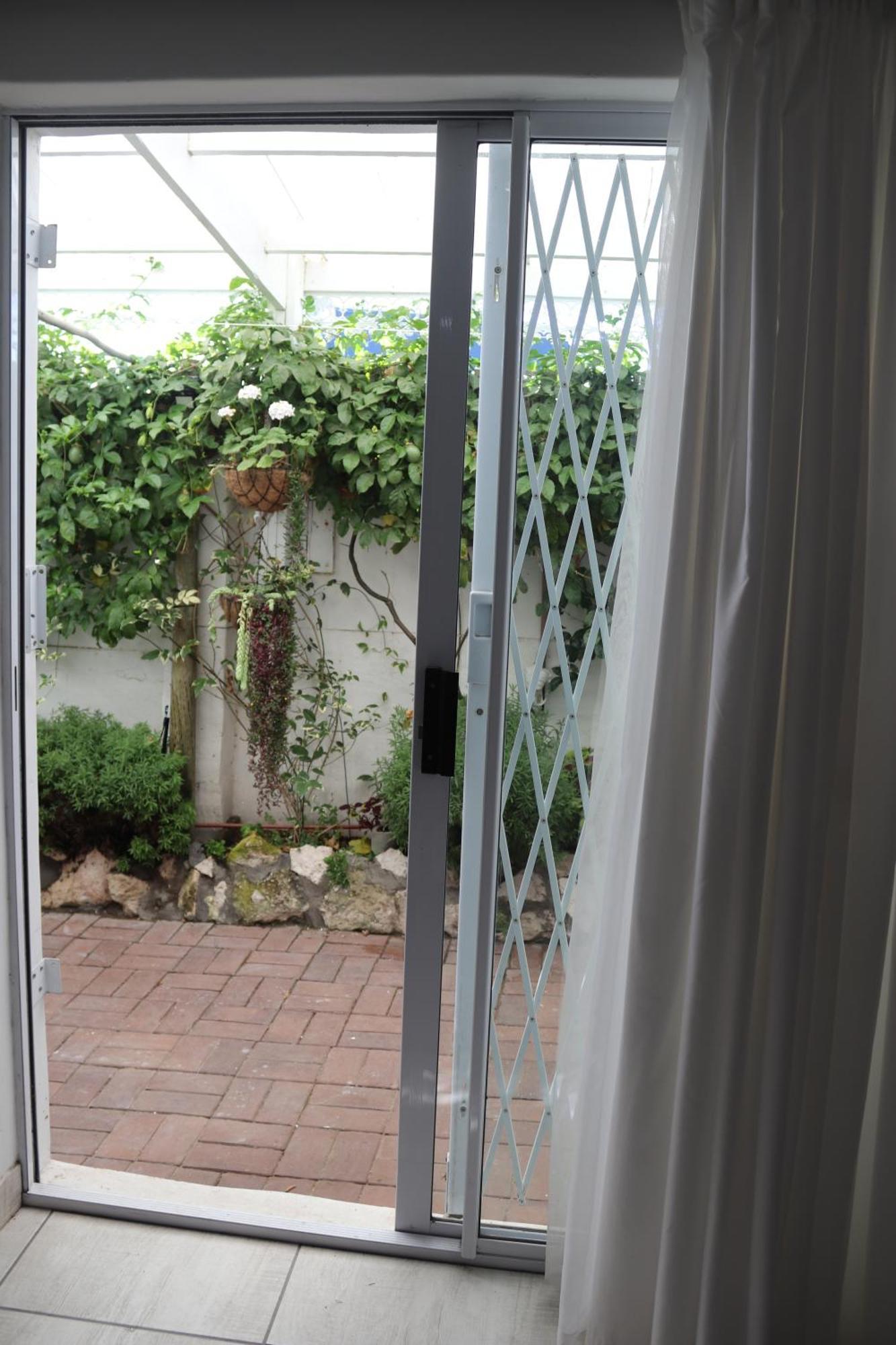 Gilcrest Place Guest House Paternoster Esterno foto